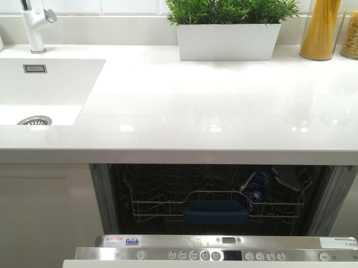 A Luxury Apartment With Patio And Bbq Σόφια Εξωτερικό φωτογραφία