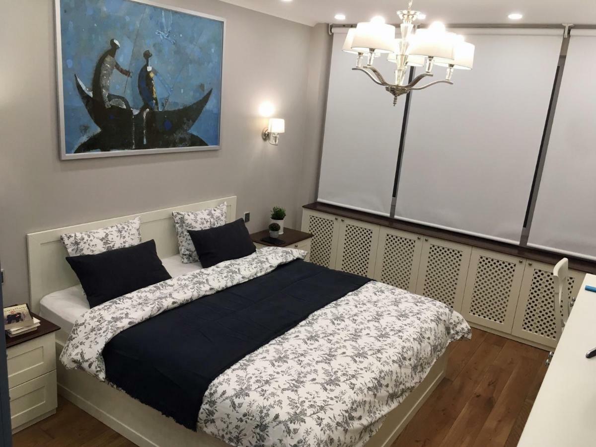 A Luxury Apartment With Patio And Bbq Σόφια Εξωτερικό φωτογραφία